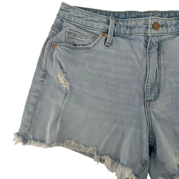 Universal Thread High Rise Shortie Blue Jean Shorts Light Wash Size 12 31 Waist - Picture 2 of 7